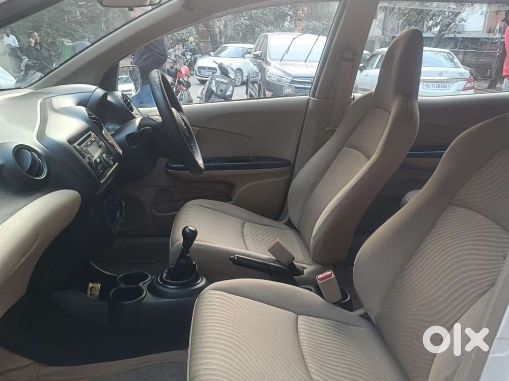 Honda Mobilio 1.5 S I-vtec Mt, 2015, Petrol