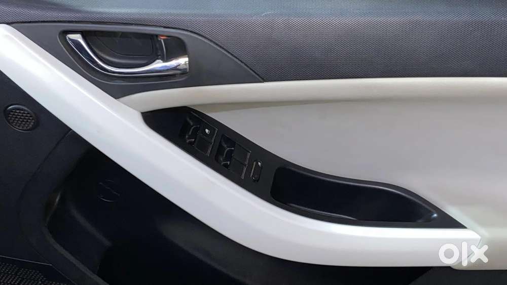 Tata Nexon Creative Plus S 1.2 Revotron Petrol 7dca, 2023, Petrol