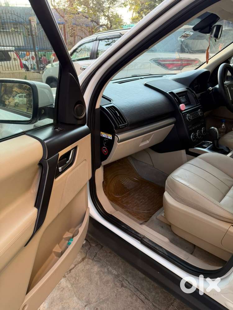 Land Rover Freelander 2 2014, Vvip Number