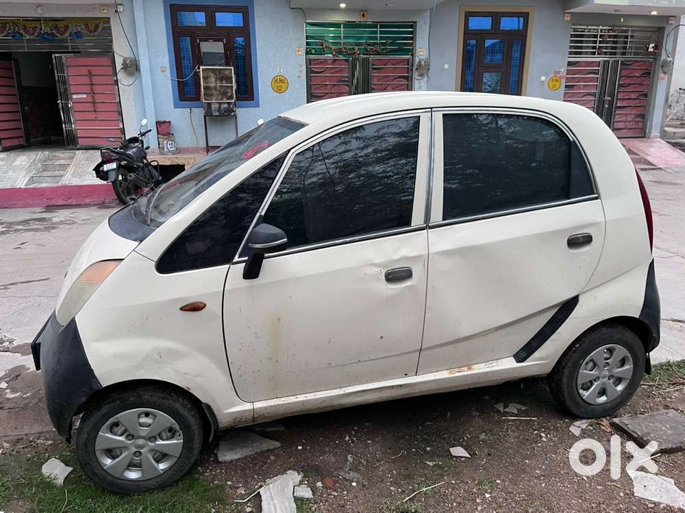 Tata Nano Petrol 2012