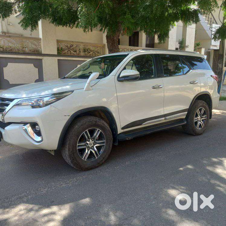 Toyota Fortuner 4x2 At 2.8 Diesel, 2019, Diesel