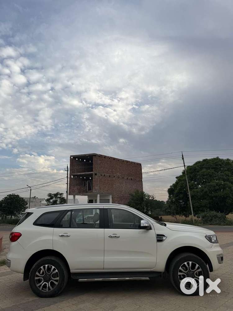 Ford Endeavour 2.2 Titanium At 4x2, 2019, Diesel