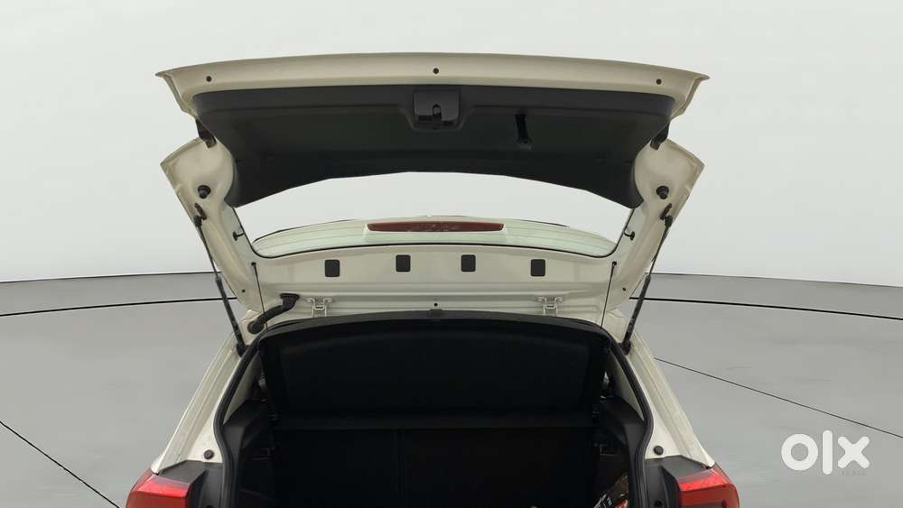 Skoda Kushaq 1.0 Tsi Style, 2021, Petrol