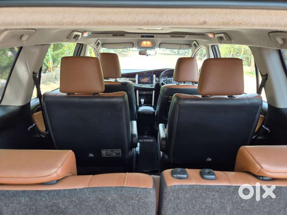 Toyota Innova Crysta 2.7 Zx At, 2017, Petrol