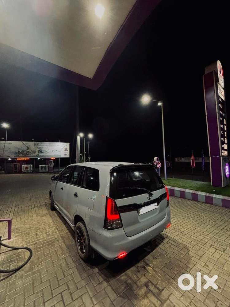 Toyota Innova Diesel 2012