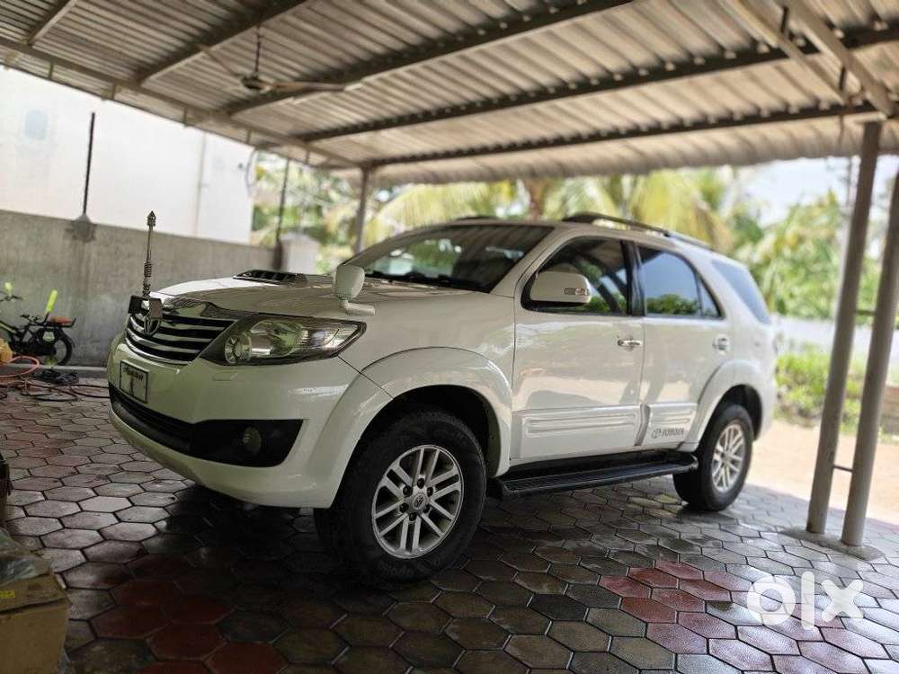 Toyota Fortuner 4x2 At 2.8 Diesel, 2013, Diesel