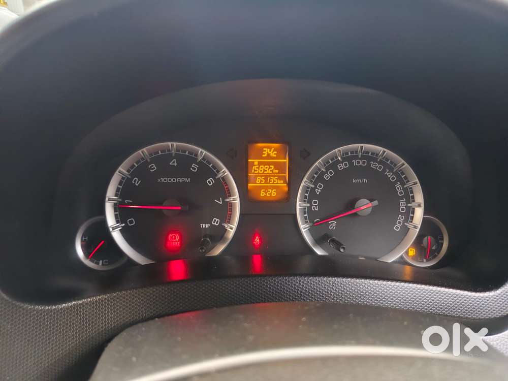 Maruti Suzuki Swift Zxi, 2012, Petrol