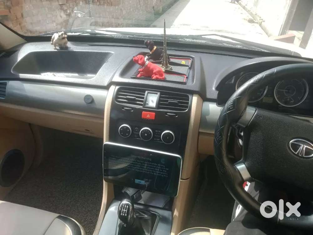 Tata Safari Storme 2013