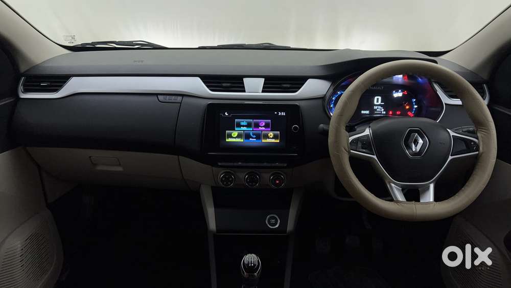 Renault Triber Rxz, 2023, Petrol