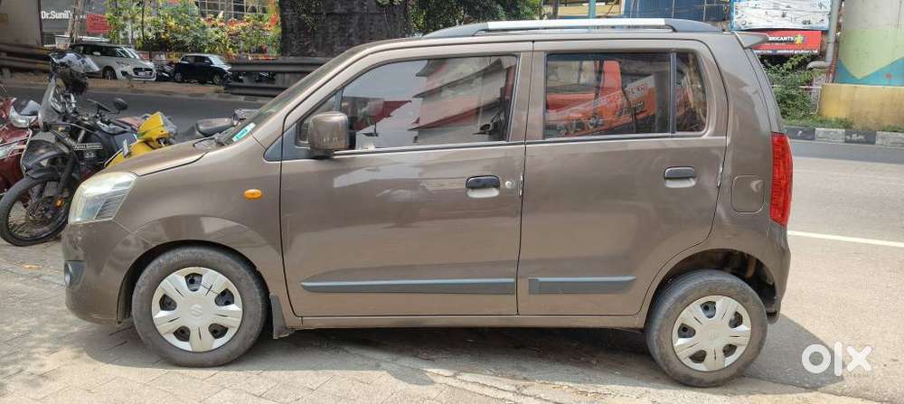 Maruti Suzuki Wagon R Vxi 1.0, 2018, Petrol
