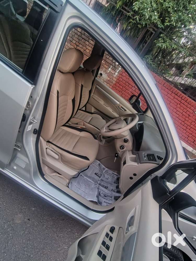 Maruti Suzuki Ertiga 2012-2015 Vdi, 2012, Diesel