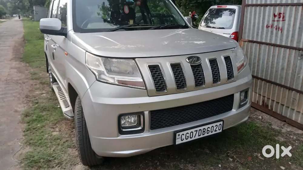 Mahindra Tuv 300 2017 Diesel Automatic Top Model