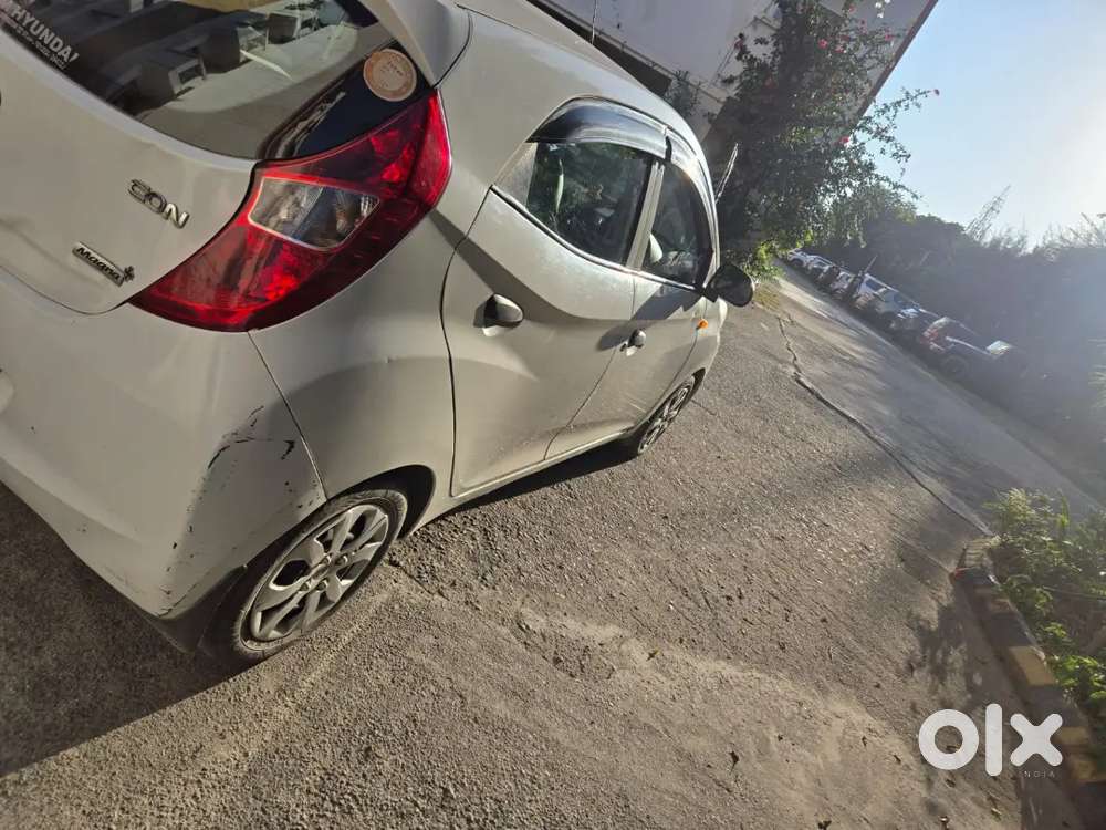 Hyundai Eon Magna+ 2014 Manual Petrol