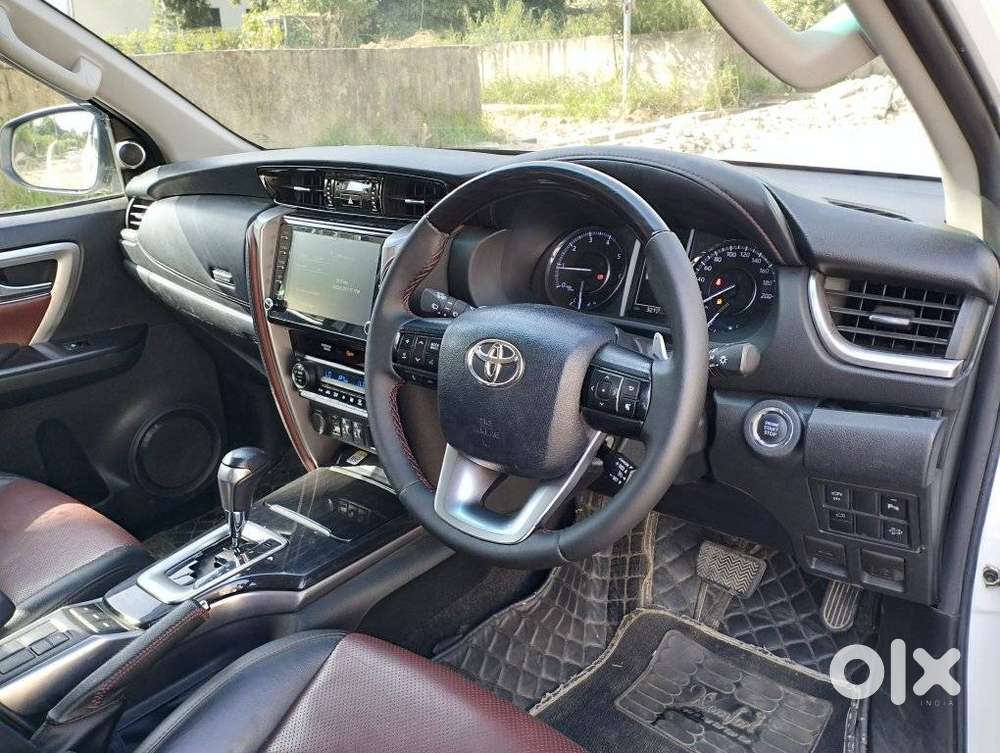 Toyota Fortuner 4x2 At 2.8 Diesel, 2023, Diesel