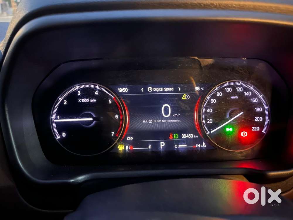 Mahindra Scorpio N Z8 Select Diesel At 2wd 7-seater, 2025, Diesel