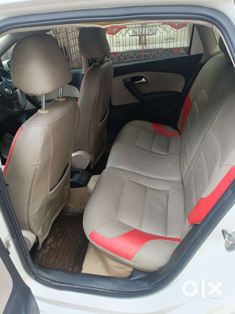 Volkswagen Polo Petrol Highline 1.6l, 2011, Diesel