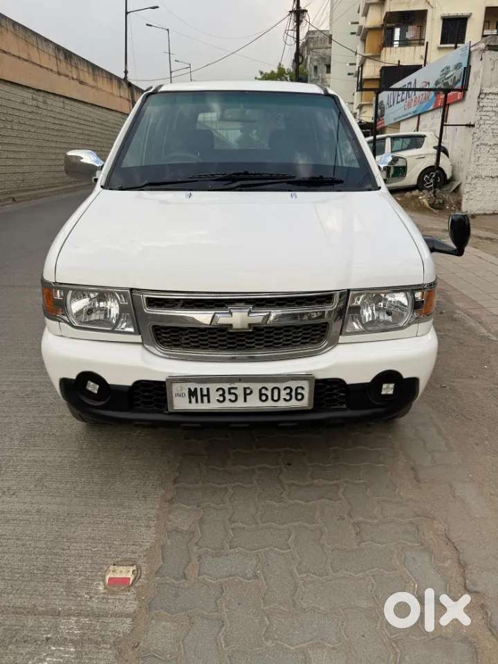 Chevrolet Tavera, 2015, Diesel