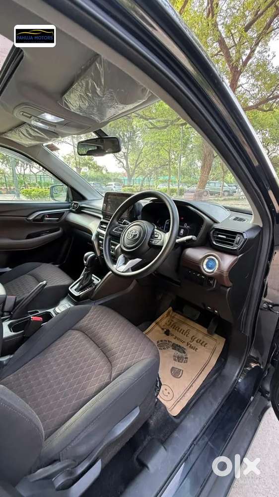 Toyota Urban Cruiser Hyryder, 2025, Petrol