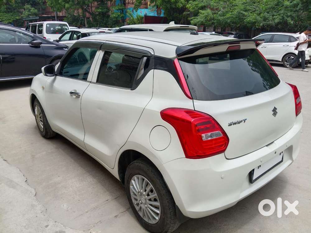 Maruti Suzuki Swift Lxi, 2018, Cng & Hybrids