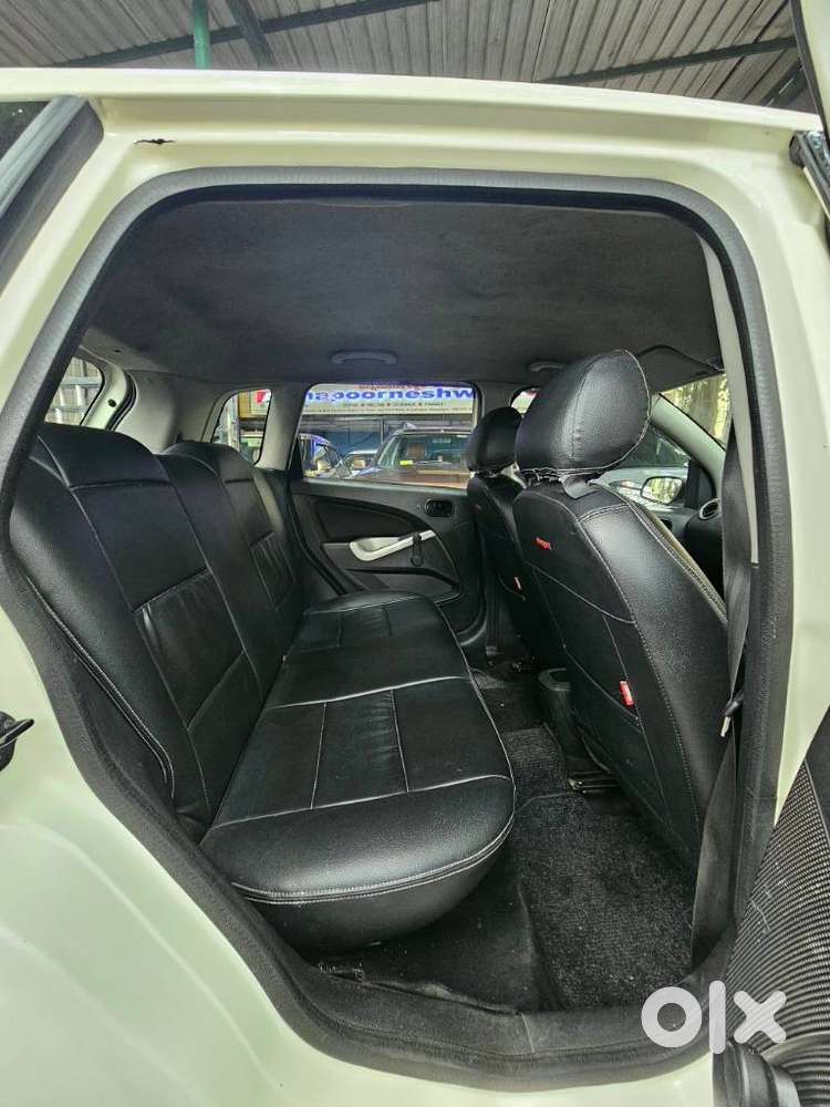 Ford Figo 1.5D Titanium MT, 2011, Diesel