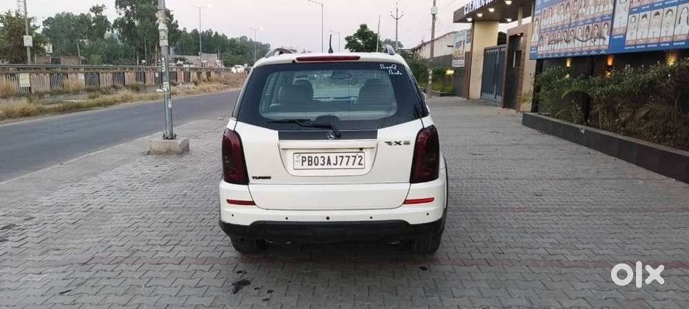 Mahindra Rexton, 2015, Diesel