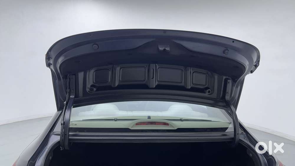 Hyundai Verna 1.5 Sx Vtvt Ivt, 2022, Petrol