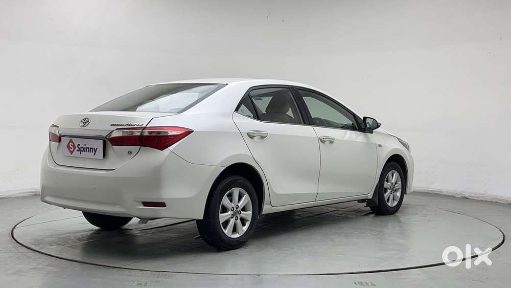 Toyota Corolla Altis 1.8 G, 2015, Petrol