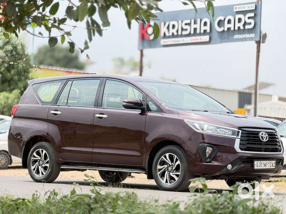 Toyota Innova Crysta 2.4 G Mt 7 Str, 2022, Diesel