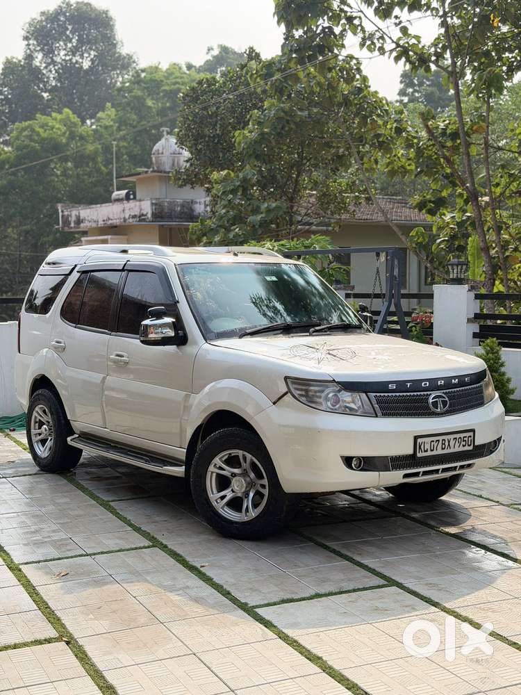 Tata Safari Vxi 4x2 Bsii, 2013, Diesel