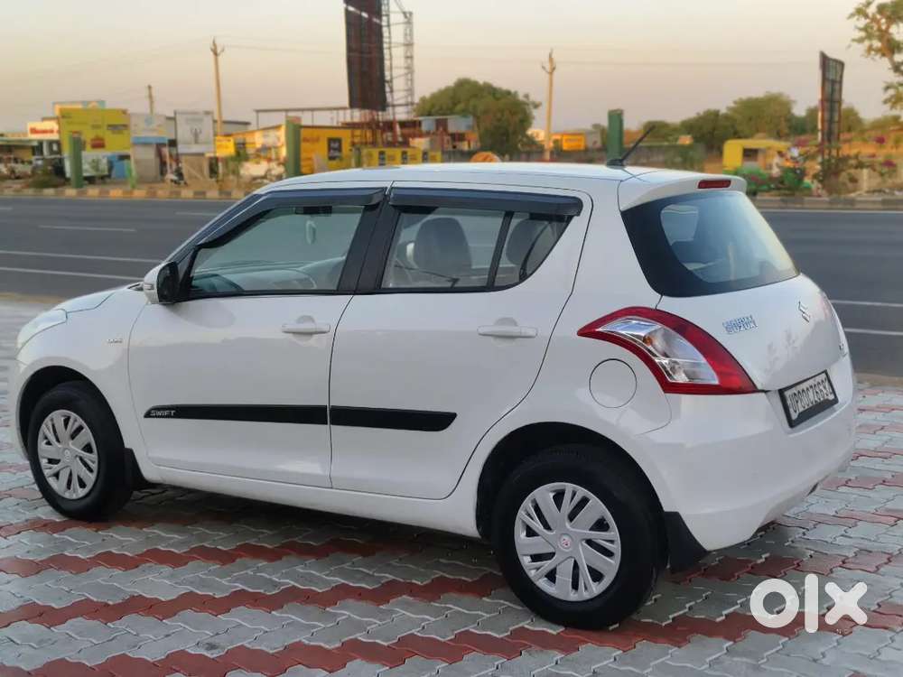 Well Maintained, Geranted Km , Insurance Chalu