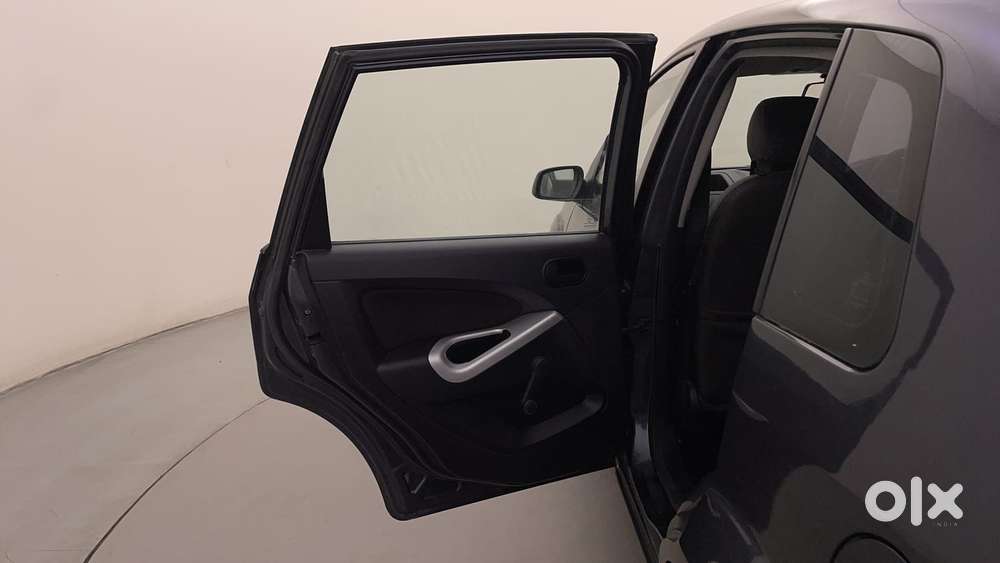 Ford Figo 1.2 Duratec Petrol Zxi, 2011, Petrol