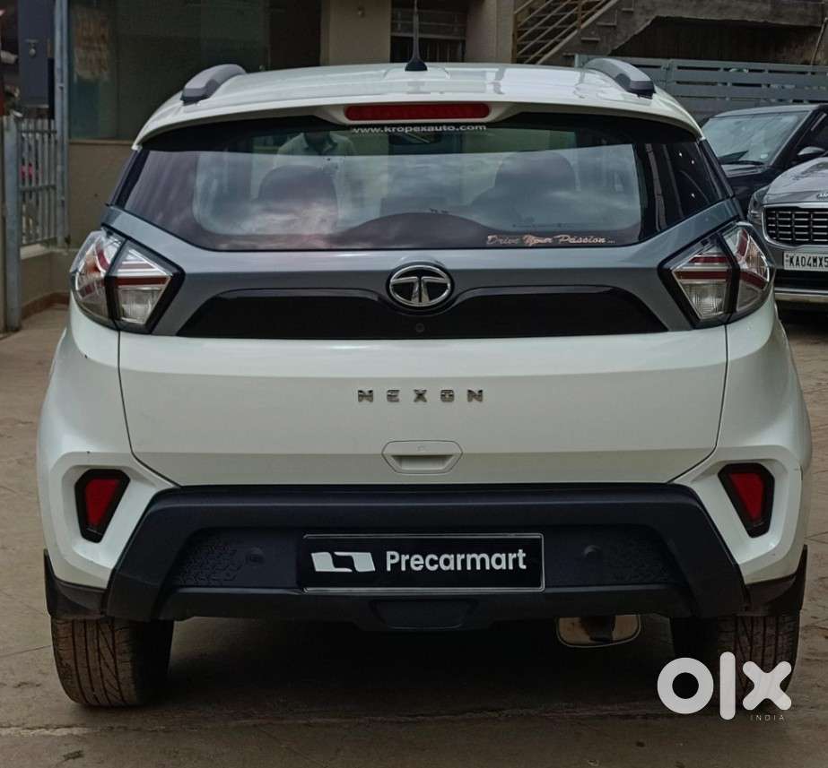 Tata Nexon 1.2 Revotron XMA AMT (S), 2020, Petrol