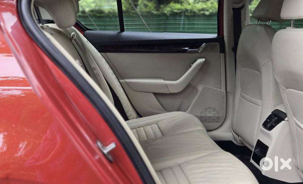 Skoda Octavia 1.8 Tsi Style Plus At, 2016, Petrol