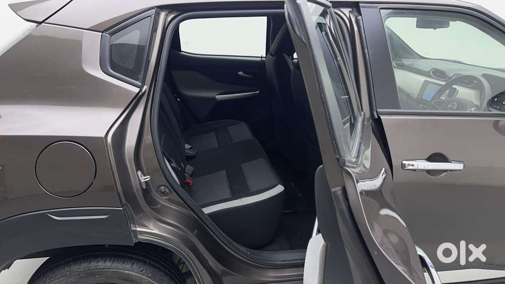 Nissan Magnite Xv Turbo, 2022, Petrol