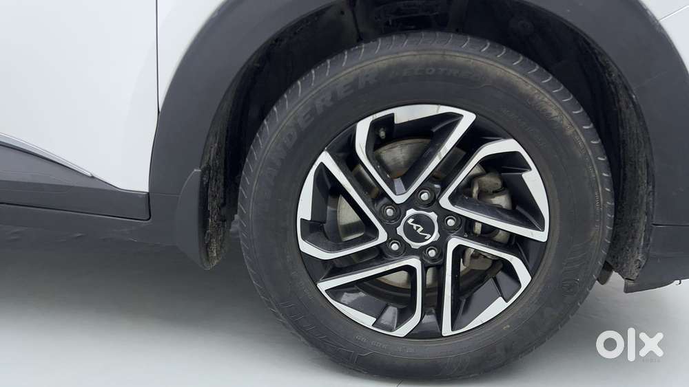 Kia Carens 1.4 Prestige Plus Turbo 7 Str, 2022, Petrol