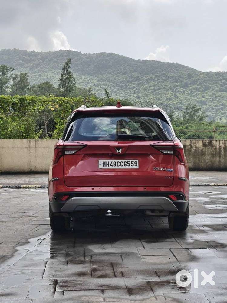 Mahindra Xuv700 2.0 Ax 7 Petrol Mt Str, 2022, Petrol