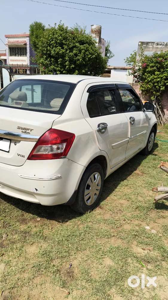 Maruti Suzuki Swift Dzire 2015 Diesel 127533 Km Driven