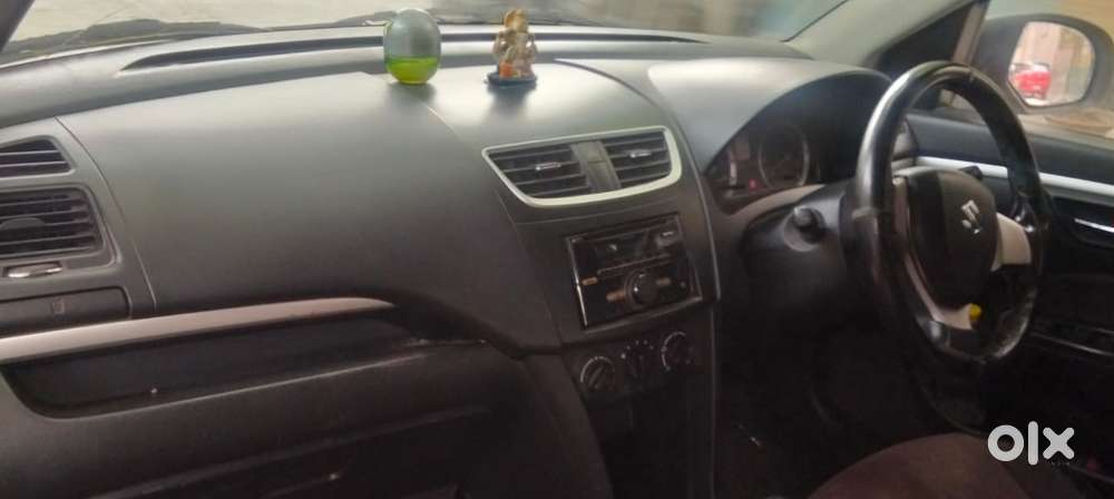 Maruti Suzuki Swift Vxi 1.2 Abs Bs-iv, 2012, Cng & Hybrids