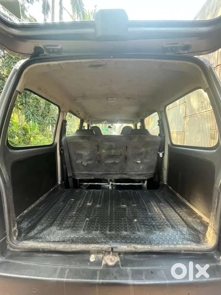 Maruti Suzuki Eeco 2023 Petrol 85000 Km Driven , Front Glass Replace