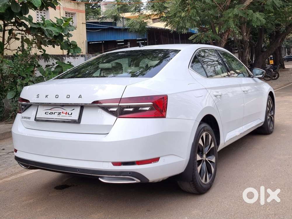 Skoda Superb 2.0 L&k Tsi At, 2021, Petrol