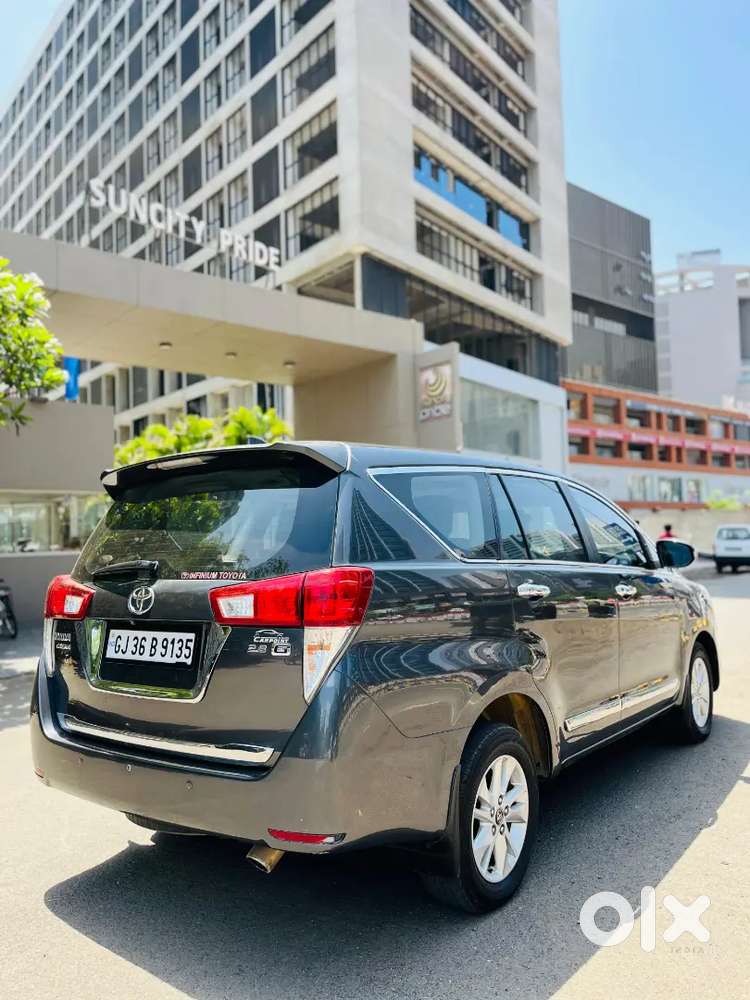 Toyota Innova Crysta 2016