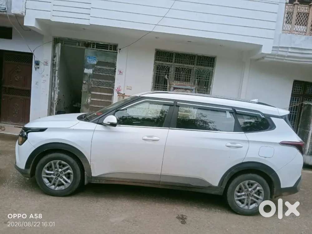 Kia Carens Luxury 7 Str Diesel 2023
