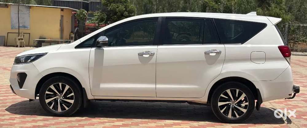 Toyota Innova Crysta 2.4 Z 2022 Diesel Mt