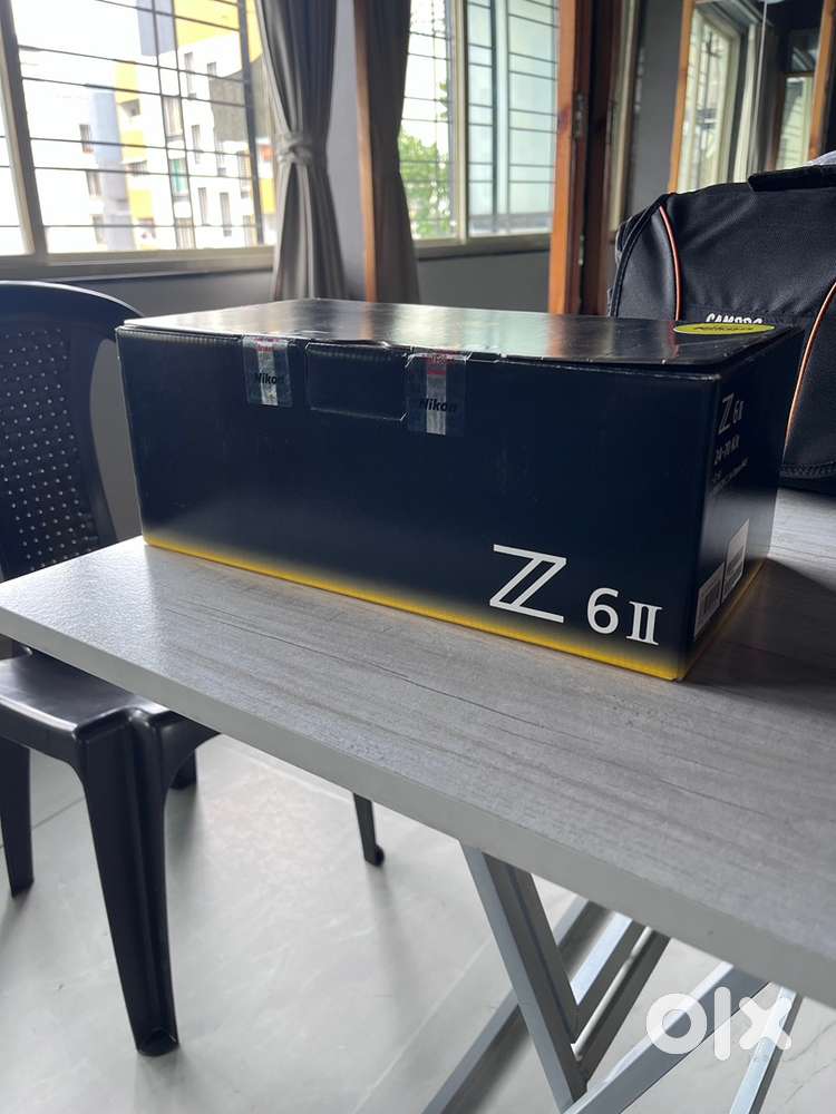 Nikon z6 II - 1 year old / Excellent like new condition/ original bill