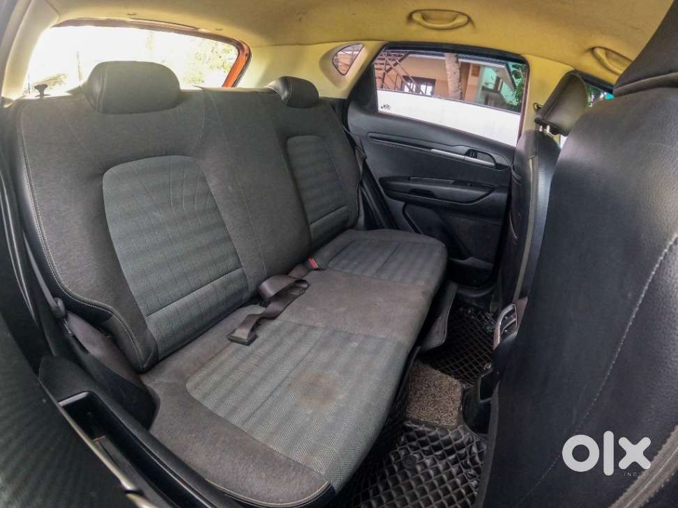 Kia Sonet G1.2 5mt Htk+(o), 2022, Petrol