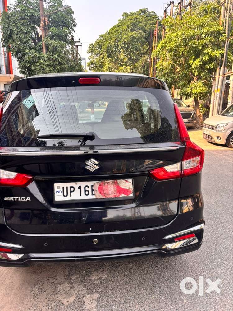 Maruti Suzuki Ertiga Zxi Cng 2024, Push Start, Black Colour