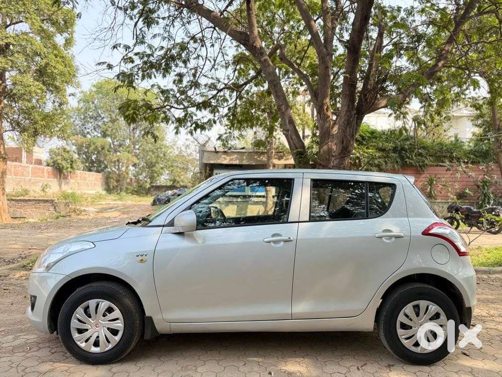 Maruti Suzuki Swift Lxi Optional-o, 2012, Petrol