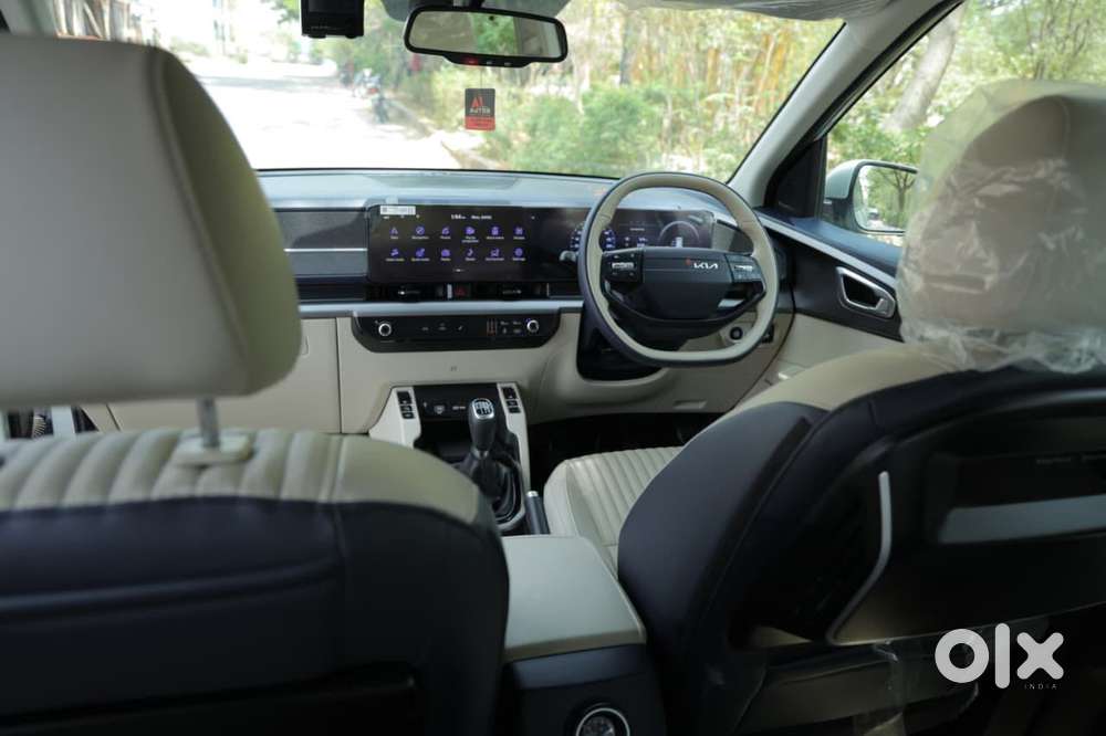 Kia Carens Clavis G 1.5 6mt, 2025, Petrol