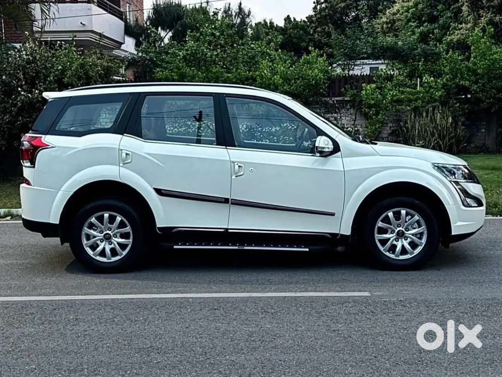 Mahindra Xuv500 2017 Diesel 45000 Km Driven