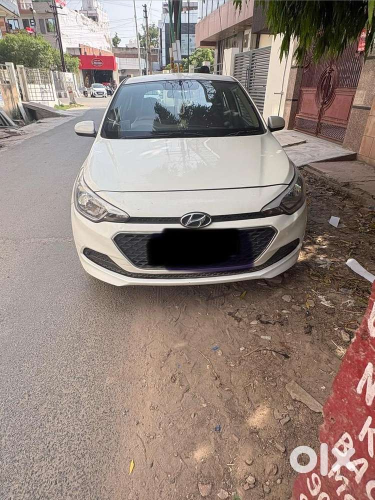Hyundai Elite I20 2015 Cng & Hybrids 101800 Km Driven